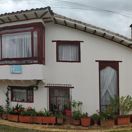 Hospedaje Casa Elenita Villa de Leyva Eksteriør billede